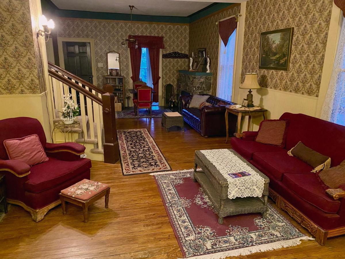 Pansy'S Parlor Bed & Breakfast Golden Exterior foto